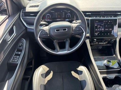 2023 Jeep Grand Cherokee L Altitude 4x4