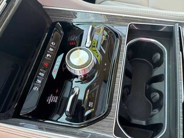 2022 Jeep Wagoneer Series III 4x4