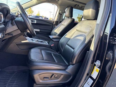 2022 Ford Explorer XLT 4WD