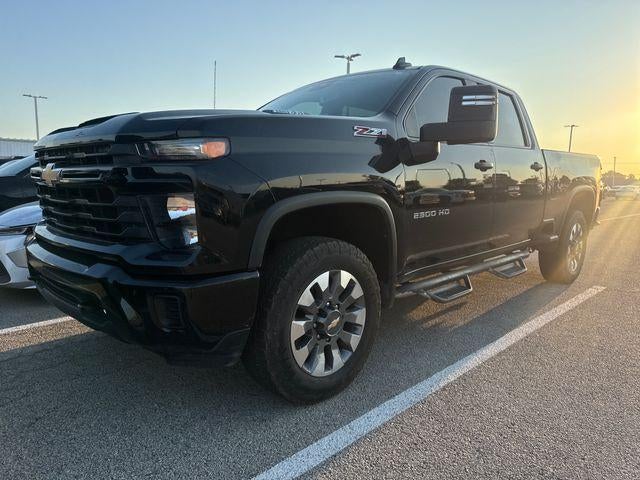 2024 Chevrolet Silverado 2500 HD Crew Cab Standard Box 4-Wheel Drive Custom