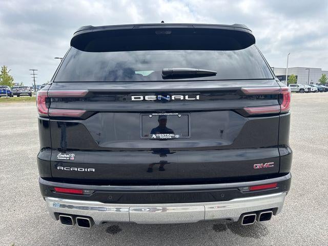 2025 GMC Acadia FWD Denali