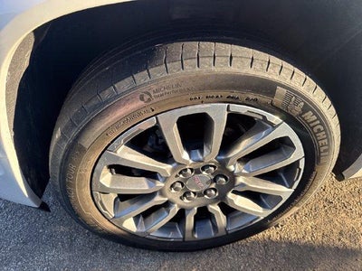 2023 GMC Acadia FWD Denali