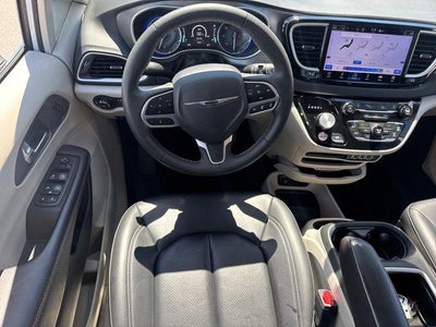 2023 Chrysler Pacifica Touring L FWD