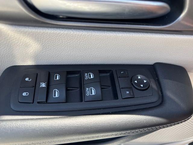 2023 Chrysler Pacifica Touring L FWD