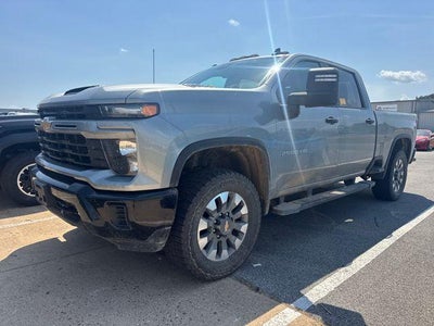 2024 Chevrolet Silverado 2500 HD Crew Cab Standard Box 4-Wheel Drive Custom