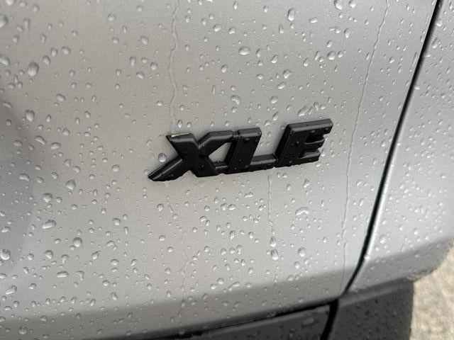 2025 Toyota RAV4 XLE Premium FWD (Natl)