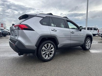 2025 Toyota RAV4 XLE Premium FWD (Natl)