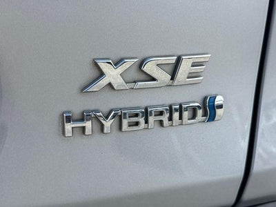 2022 Toyota RAV4 Hybrid XSE AWD (Natl)