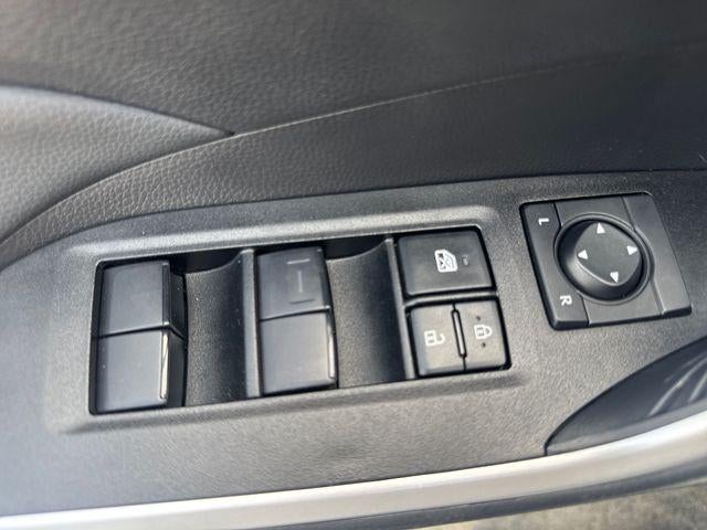 2025 Toyota RAV4 LE FWD (GS)