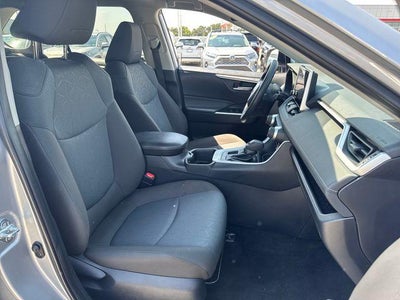 2025 Toyota RAV4 XLE AWD (Natl)