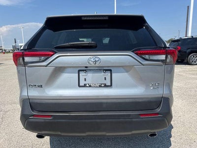 2025 Toyota RAV4 XLE AWD (Natl)