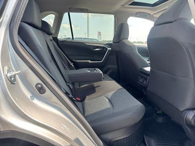 2021 Toyota RAV4 Hybrid XLE AWD (Natl)