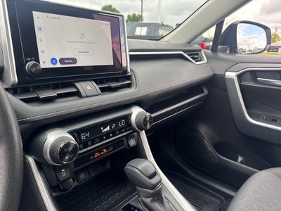 2025 Toyota RAV4 XLE FWD (GS)