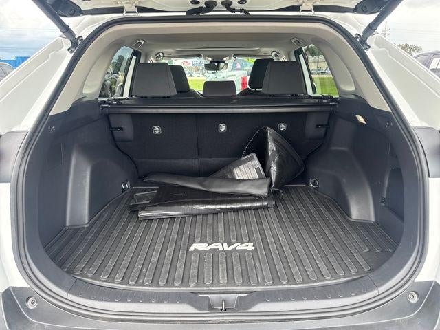 2025 Toyota RAV4 XLE FWD (GS)