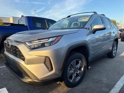 2025 Toyota RAV4 XLE FWD (GS)