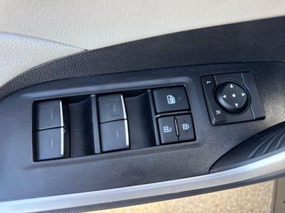 2025 Toyota RAV4 XLE FWD (GS)
