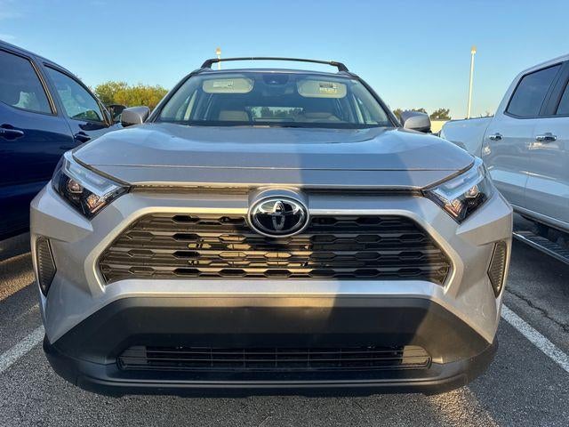 2025 Toyota RAV4 XLE FWD (GS)