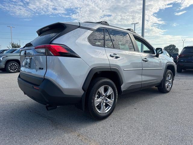 2025 Toyota RAV4 XLE FWD (GS)