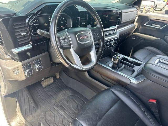 2022 GMC Sierra 1500 Crew Cab Short Box 4-Wheel Drive SLT