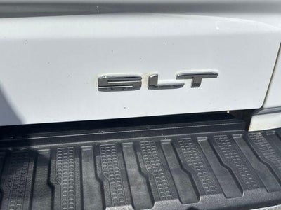 2022 GMC Sierra 1500 Crew Cab Short Box 4-Wheel Drive SLT