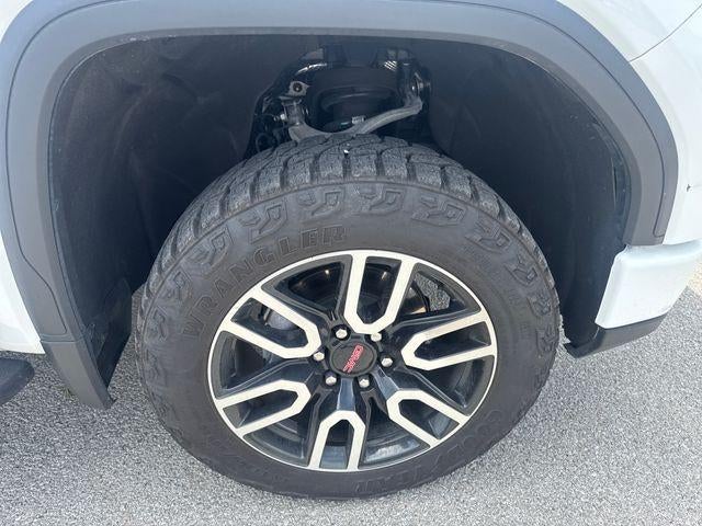 2025 GMC Sierra 1500 Crew Cab Short Box 4-Wheel Drive AT4