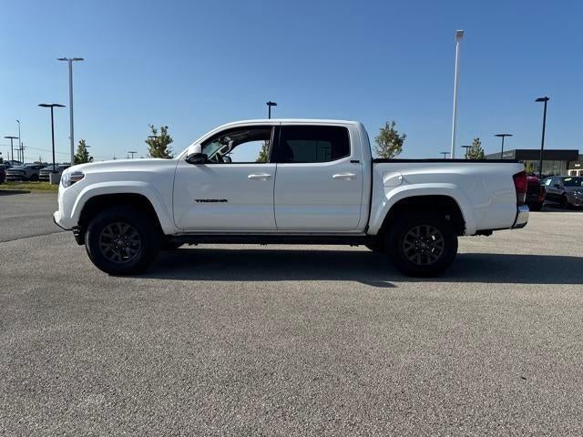2022 Toyota Tacoma 2WD 2WD SR5 Double Cab 5' Bed V6 AT (GS)