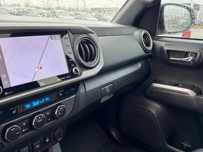 2023 Toyota Tacoma 4WD 4WD SR5 Double Cab 6' Bed V6 AT (Natl)