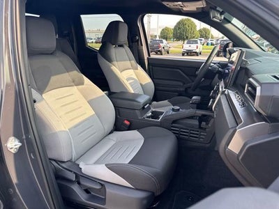 2025 Toyota Tacoma 2WD 2WD TRD Sport Double Cab 5' Bed AT (Natl)