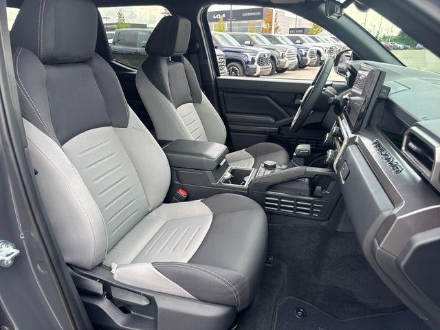 2026 Toyota Tacoma 2WD 2WD TRD Sport Double Cab 5' Bed AT (Natl)