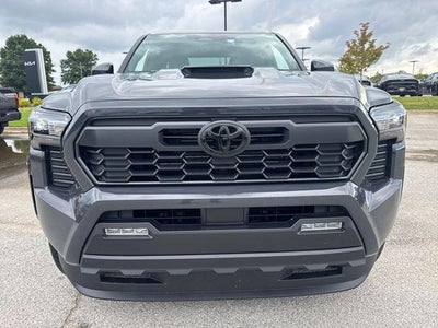 2026 Toyota Tacoma 2WD 2WD TRD Sport Double Cab 5' Bed AT (Natl)