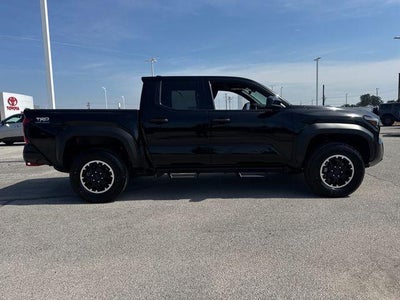 2025 Toyota Tacoma 4WD 4WD TRD Off Road Double Cab 5' Bed AT (Natl)
