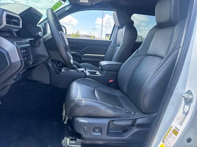 2024 Toyota Tacoma 4WD 4WD SR5 Double Cab 5' Bed AT (GS)