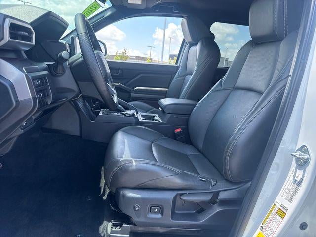2024 Toyota Tacoma 4WD 4WD SR5 Double Cab 5' Bed AT (GS)