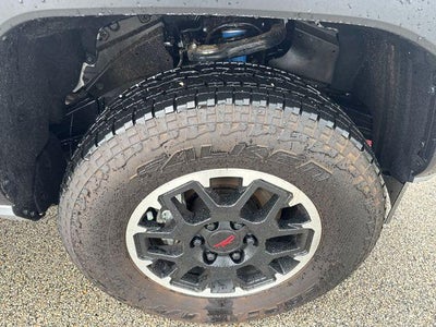 2026 Toyota Tacoma 4WD 4WD TRD Off Road Hybrid Double Cab 5' Bed AT (Natl)