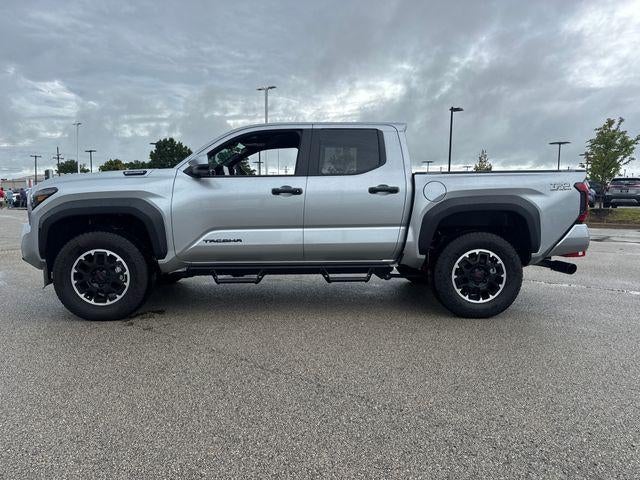2026 Toyota Tacoma 4WD 4WD TRD Off Road Hybrid Double Cab 5' Bed AT (Natl)