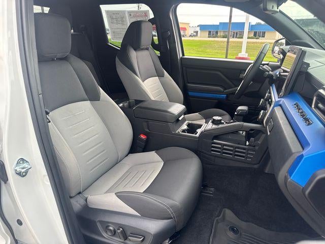 2025 Toyota Tacoma 4WD 4WD TRD Off Road Hybrid Double Cab 5' Bed AT (Natl)