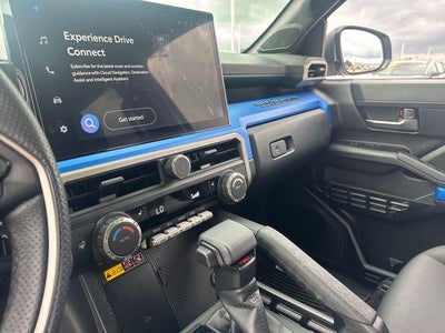 2025 Toyota Tacoma 4WD 4WD TRD Off Road Hybrid Double Cab 5' Bed AT (Natl)
