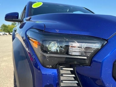 2025 Toyota Tacoma 4WD 4WD TRD Off Road Hybrid Double Cab 5' Bed AT (Natl)