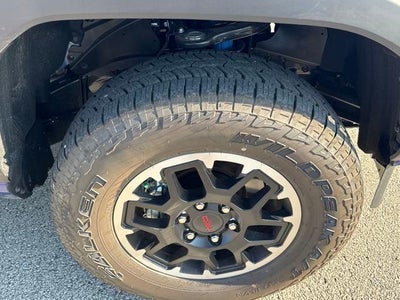 2025 Toyota Tacoma 4WD 4WD TRD Off Road Hybrid Double Cab 5' Bed AT (Natl)