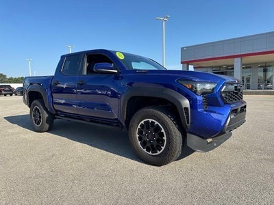2025 Toyota Tacoma 4WD 4WD TRD Off Road Hybrid Double Cab 5' Bed AT (Natl)