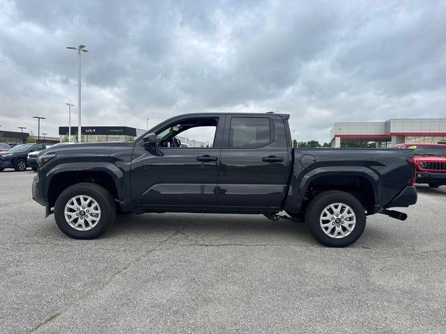 2026 Toyota Tacoma 4WD 4WD SR Double Cab 5' Bed AT (GS)
