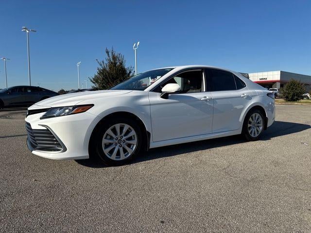 2023 Toyota Camry Hybrid LE CVT (Natl)