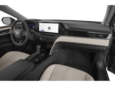 2025 Toyota Camry XLE (SE)