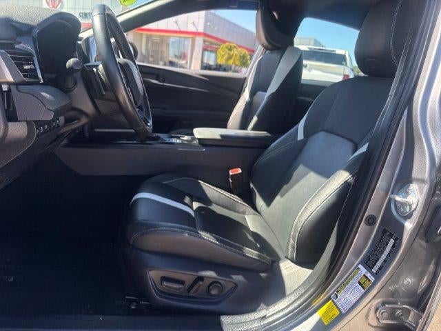 2025 Toyota Camry SE (SE)