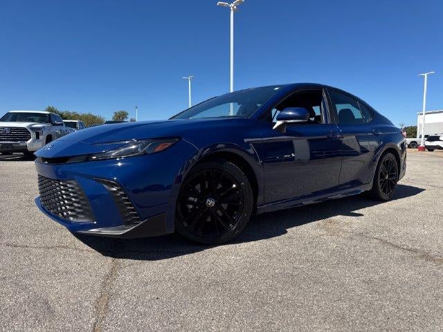 2025 Toyota Camry SE (SE)