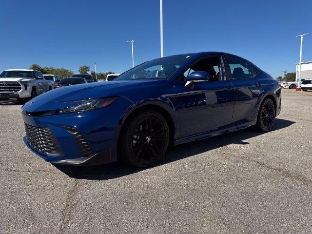 2025 Toyota Camry SE (SE)