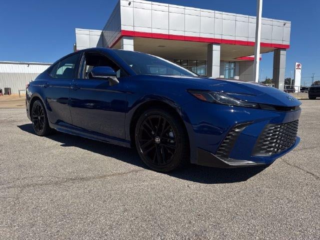2025 Toyota Camry SE (SE)