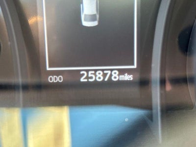 2023 Toyota Camry SE Auto (SE)