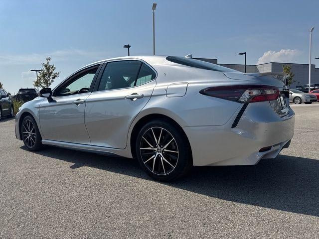 2023 Toyota Camry SE Auto (SE)