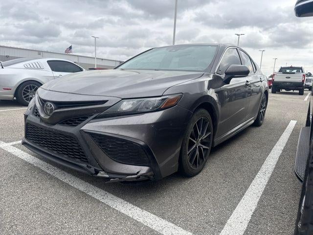2023 Toyota Camry SE Auto (SE)